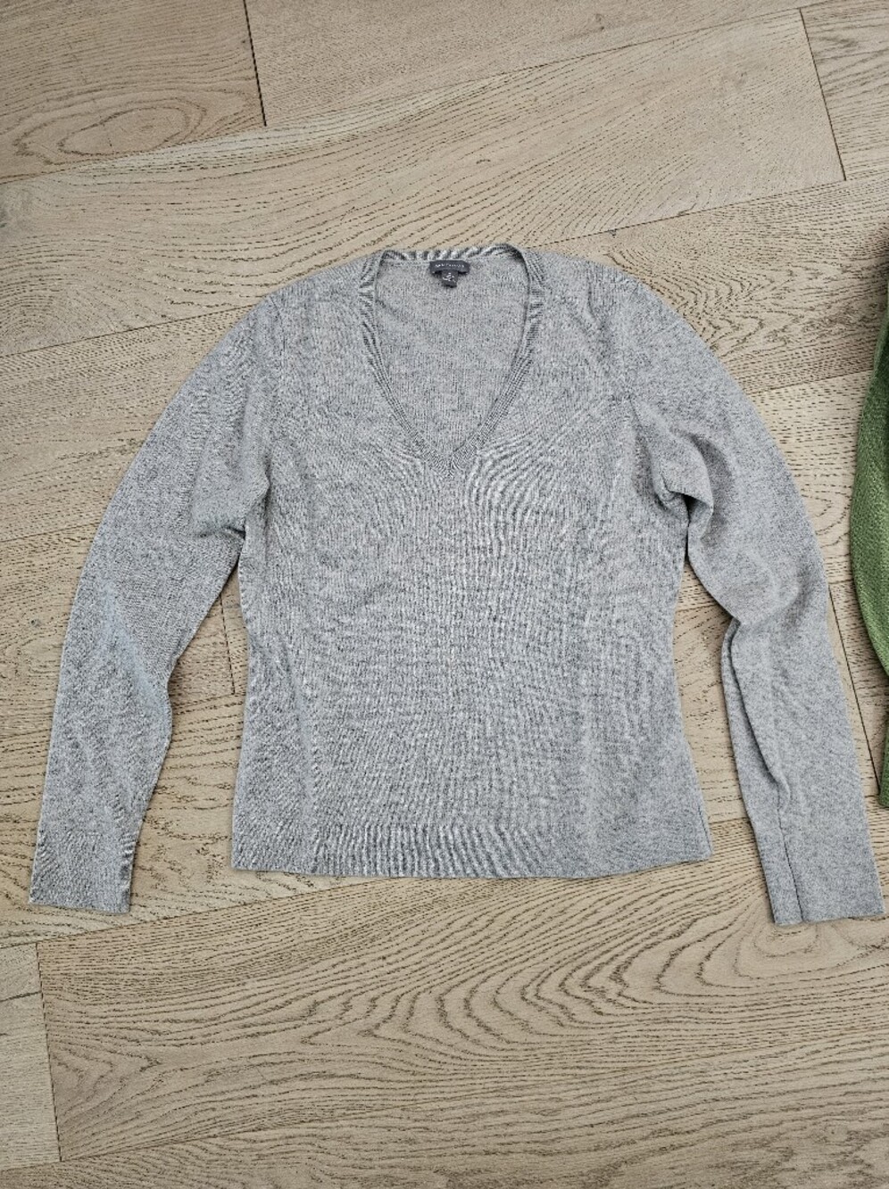 2 Ann Taylor Cashmere Sweaters, Light Grey and Green